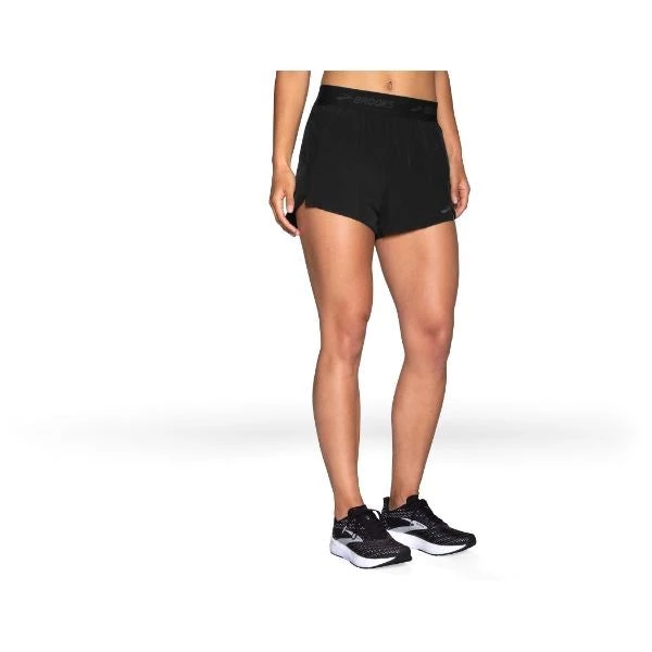 BROOKS - Women's Chaser 3" Shorts (W/ Elastic Logo Waistband) 14 BROOKS - Women's Chaser 3" Shorts (W/ Elastic Logo Waistband)