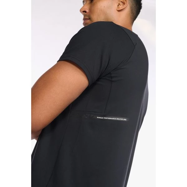 Run/Trail 2XU - Men's Motion Tee 8 Run/Trail 2XU - Men's Motion Tee