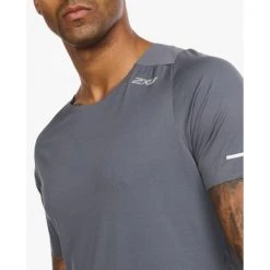 2XU - Men's Light Speed Tee Run/Trail