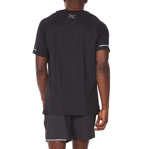 2XU - Men's Aero Tee 17 2XU - Men's Aero Tee