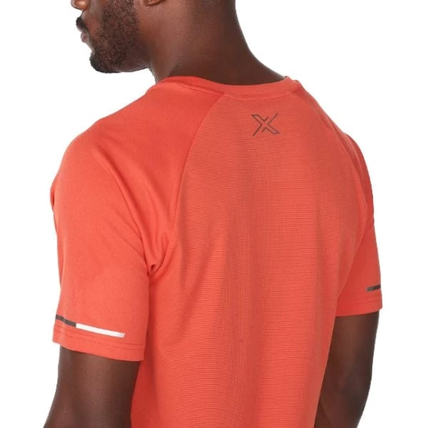 2XU - Men's Aero Tee 32 2XU - Men's Aero Tee