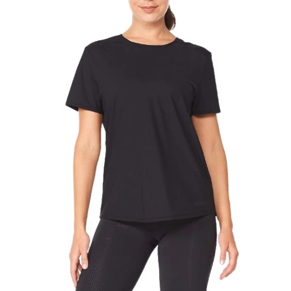 2XU - Women's Motion Mesh Tee 3 2XU - Women's Motion Mesh Tee