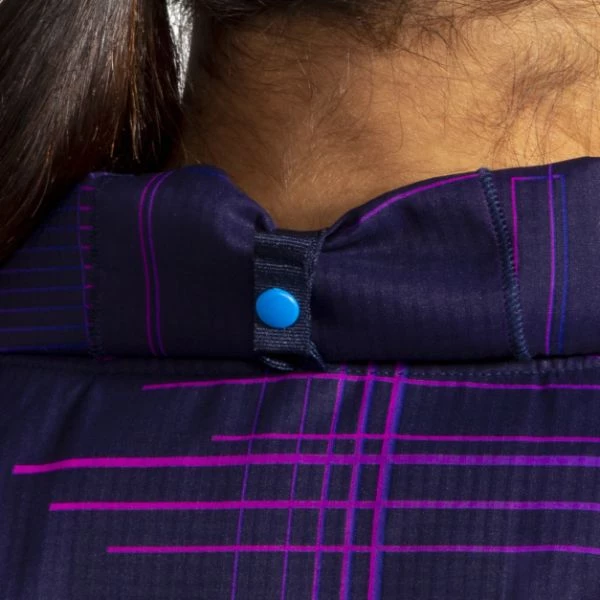 BROOKS - Women's Canopy Jacket 9 BROOKS - Women's Canopy Jacket