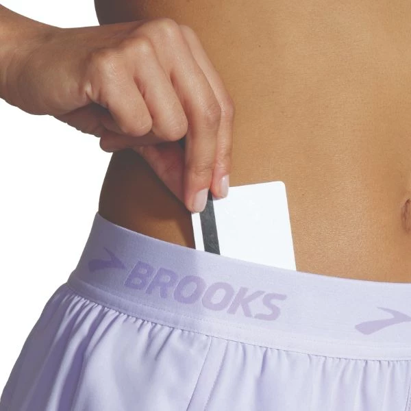 BROOKS - Women's Chaser 3" Shorts (W/ Elastic Logo Waistband) 9 BROOKS - Women's Chaser 3" Shorts (W/ Elastic Logo Waistband)