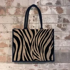 CHIEF SHOPPING OFFICER - Market Shopper - Animal Streak Beach & Leisure