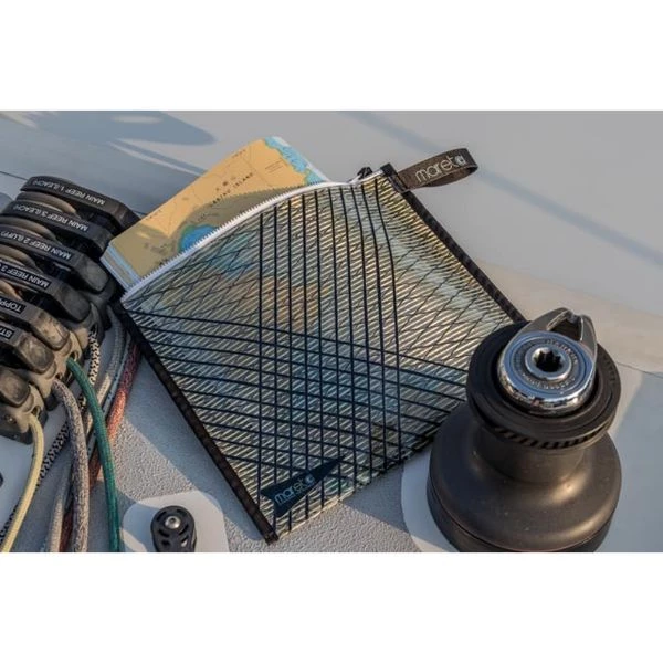 MARETA - Sail Folder - Carbon Black Accessories 6 MARETA - Sail Folder - Carbon Black Accessories